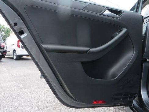 Used 2016 Volkswagen Jetta S FWD image 15