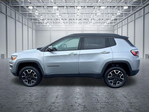 Used 2019 Jeep Compass Trailhawk image 4