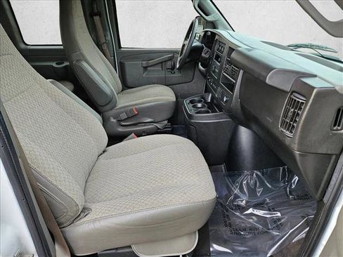 Used 2020 Chevrolet Express 3500 LT w/ LT Preferred Equipment Group image 20