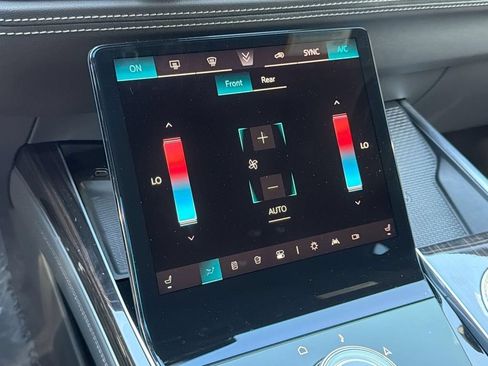Certified 2026 Cadillac Escalade Luxury RWD image 12