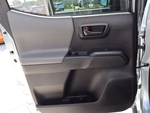Used 2022 Toyota Tacoma SR w/ SR Convenience Package image 23
