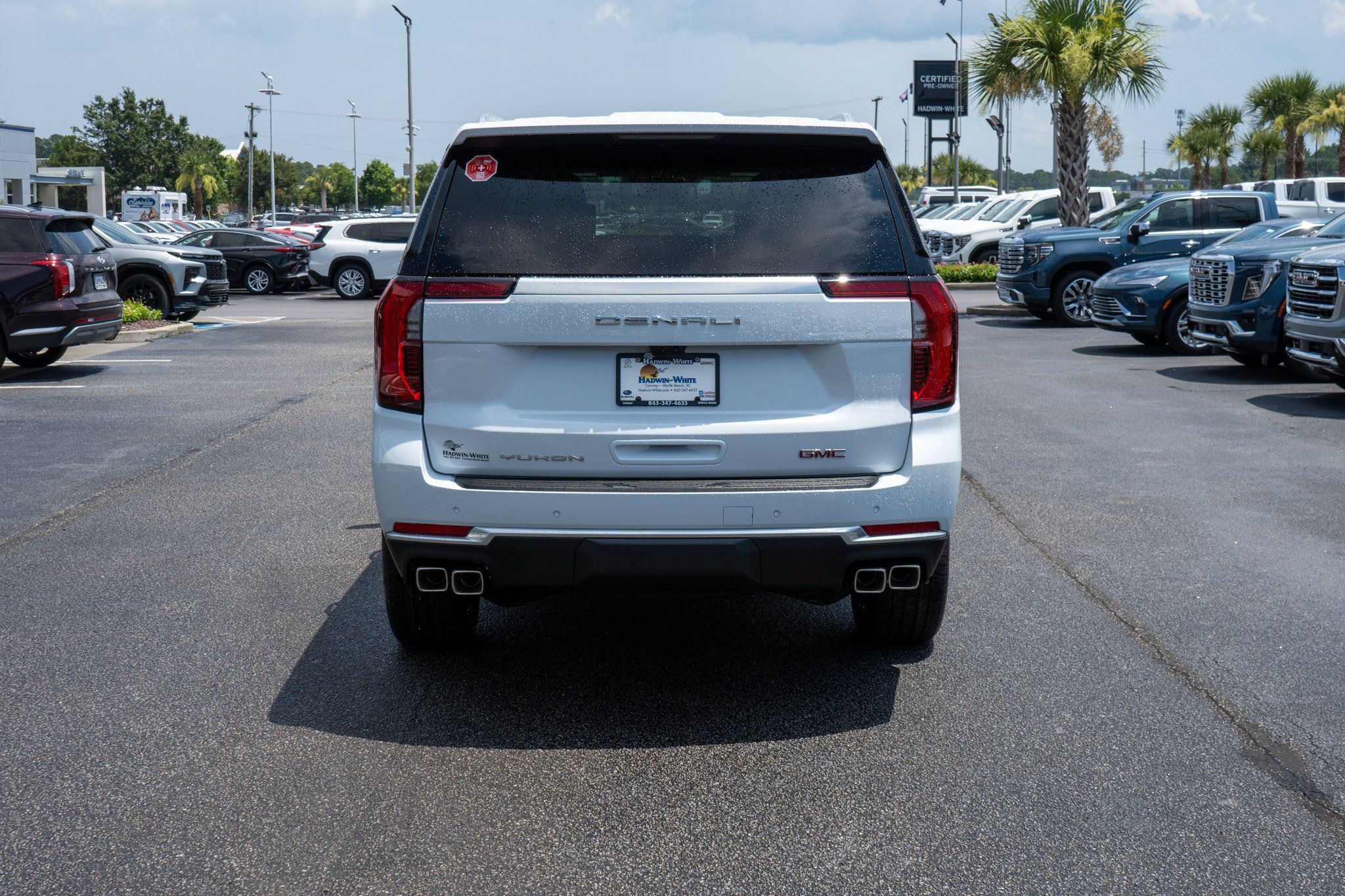 New 2026 GMC Yukon Denali w/ Denali Reserve Package AWD/4WD image 4