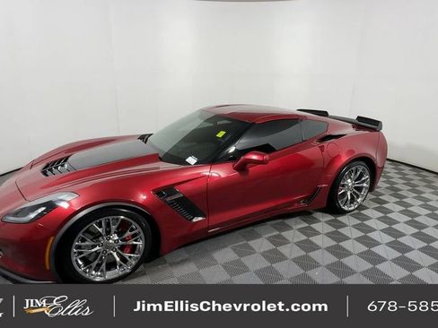 Used 2015 Chevrolet Corvette Z06 w/ 2LZ Preferred Equipment Group image 4