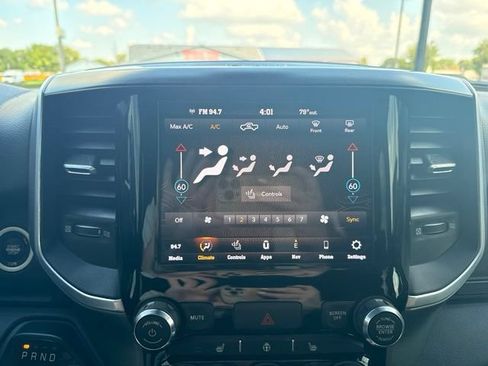 Used 2021 RAM 1500 Big Horn AWD/4WD image 30