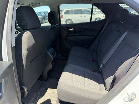 Used 2021 Chevrolet Equinox LT AWD/4WD image 9