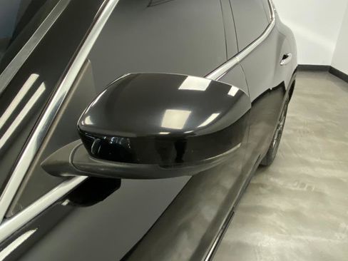 Used 2018 Maserati Levante GranLusso image 12