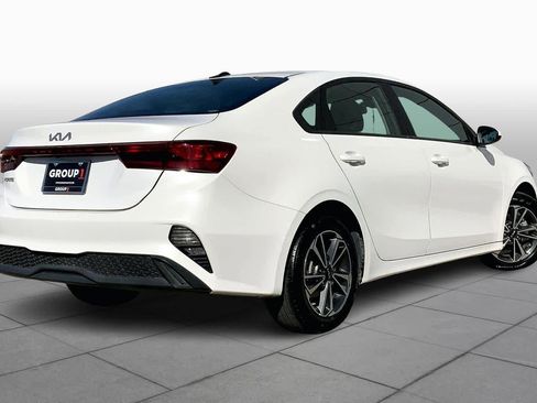 Used 2024 Kia Forte LXS image 12