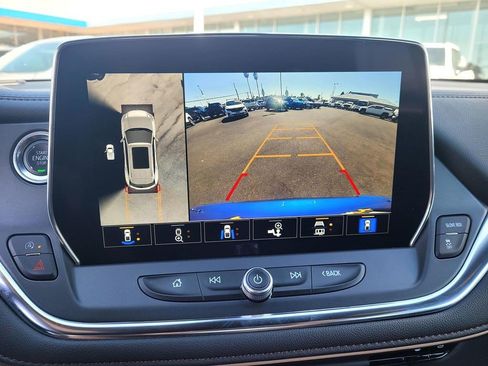 Certified 2025 Chevrolet Blazer Premier w/ Driver Confidence II Package image 9