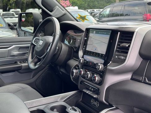 Used 2022 RAM 1500 Big Horn AWD/4WD image 5