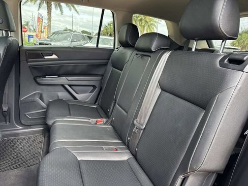 Used 2021 Volkswagen Atlas SEL AWD/4WD image 16