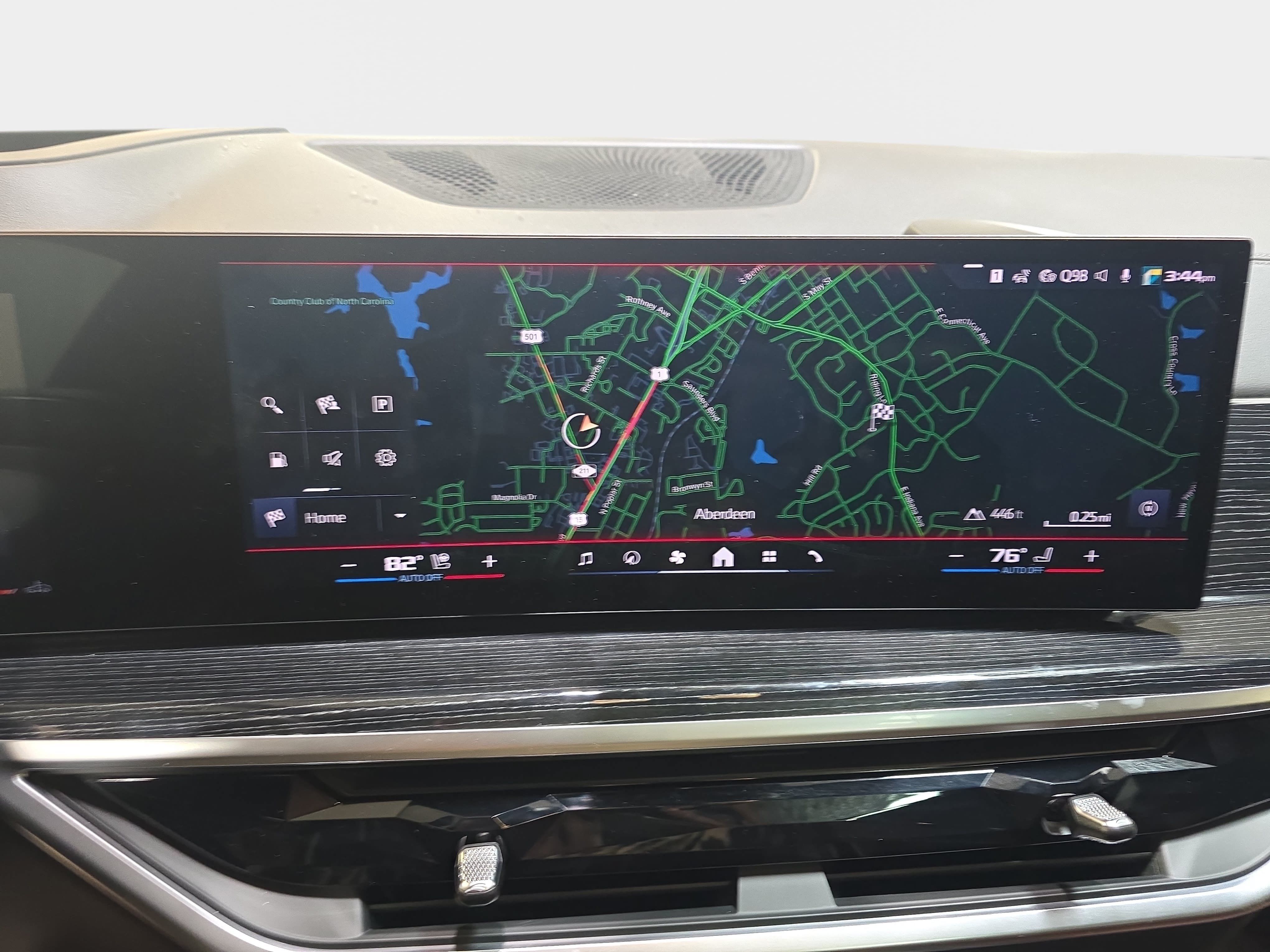 Used 2024 BMW X7 M60i w/ Climate Comfort Package AWD/4WD image 19
