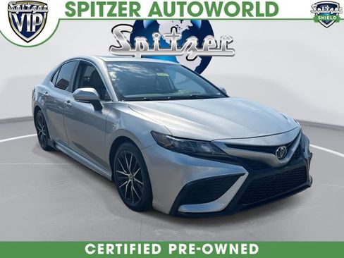 Used 2021 Toyota Camry SE w/ Cold Weather Package AWD/4WD image 1