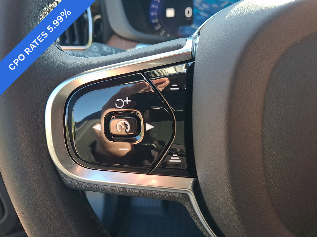 Certified 2024 Volvo XC60 B5 Plus w/ Protection Package Premier AWD/4WD image 20