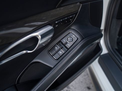 Certified 2015 Porsche 911 Turbo image 17