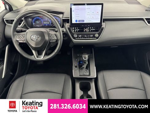 Certified 2026 Toyota Corolla Cross XLE FWD image 24