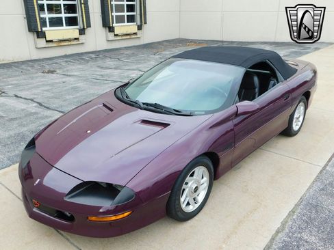 Used 1996 Chevrolet Camaro Z28 image 3