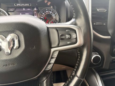 Used 2021 RAM 1500 Big Horn AWD/4WD image 17