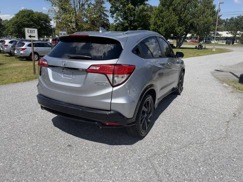 Used 2022 Honda HR-V Sport image 5