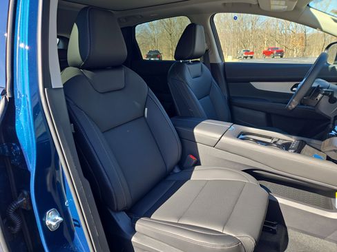 New 2026 Nissan Murano SL image 12