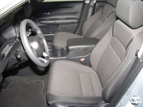 Certified 2025 Honda CR-V LX image 8