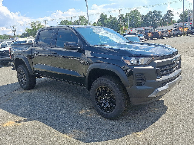 New 2026 Chevrolet Colorado Trail Boss AWD/4WD image 2