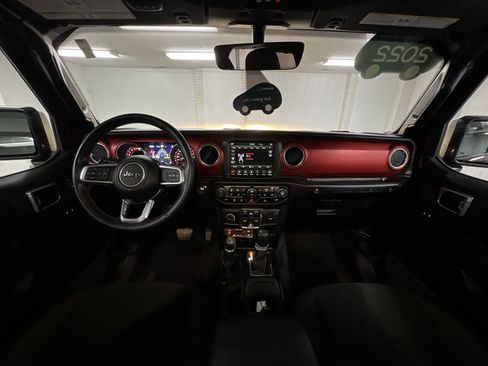 Used 2022 Jeep Wrangler Unlimited Rubicon w/ Cold Weather Group image 55