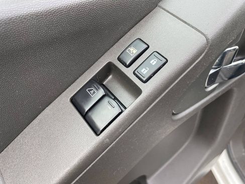Used 2019 Nissan Frontier SV RWD image 10