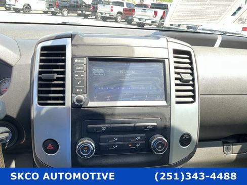 Used 2019 Nissan Frontier Desert Runner image 15