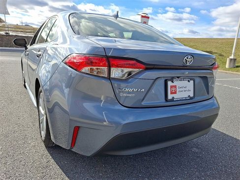 Certified 2023 Toyota Corolla LE image 8