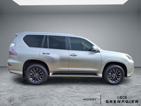 Used 2023 Lexus GX 460 Premium image 8
