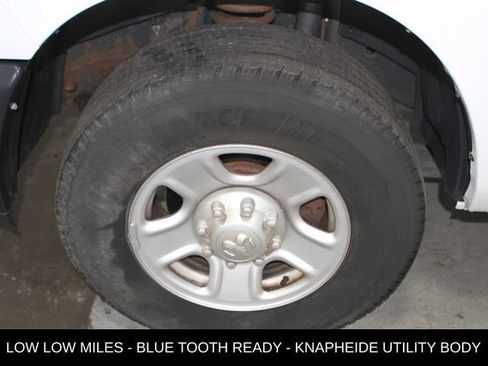 Used 2017 RAM 3500 Tradesman RWD image 12