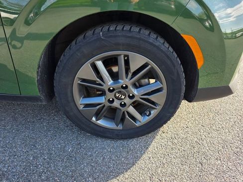 Used 2020 Kia Soul EX FWD image 12