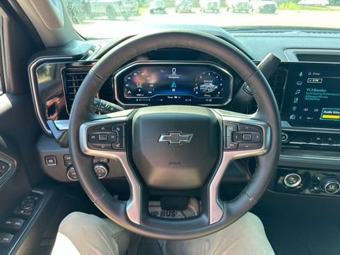 Used 2024 Chevrolet Silverado 1500 RST AWD/4WD image 12
