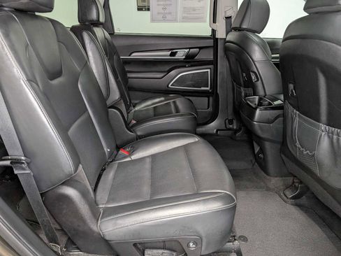 Used 2022 Kia Telluride S image 44