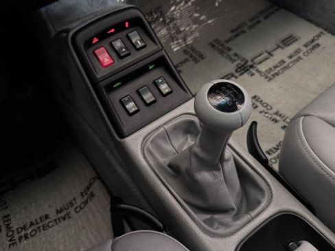 Used 1996 Porsche 911 image 6