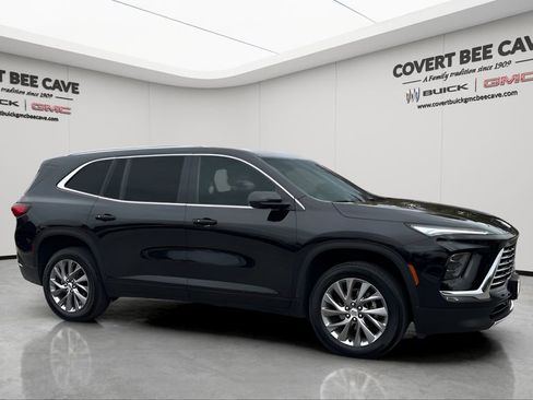 Used 2025 Buick Enclave Preferred image 12