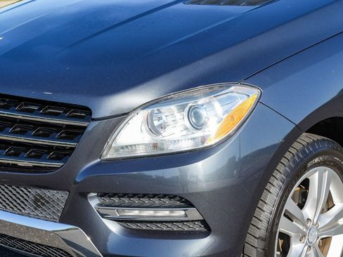 Used 2012 Mercedes-Benz ML 350 4MATIC image 8