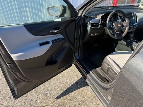 Used 2019 Chevrolet Equinox LS image 15