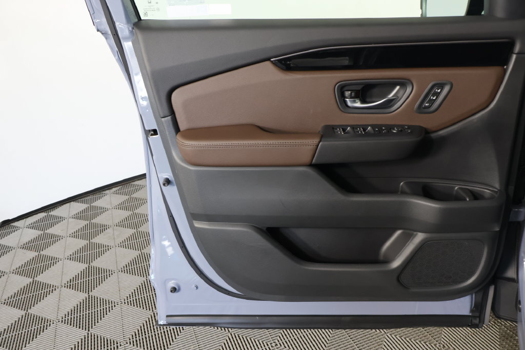 New 2026 Honda Pilot TrailSport image 10