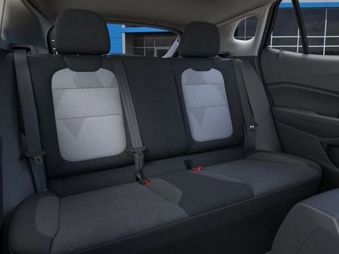 New 2026 Chevrolet Trax LS w/ LS Convenience Package FWD image 19