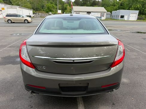 Used 2016 Lincoln MKS AWD w/ Equipment Group 101A image 9