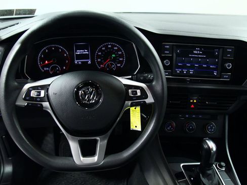 Used 2019 Volkswagen Jetta S image 19