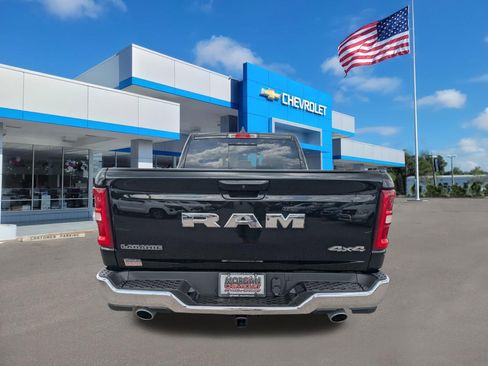 Used 2025 RAM 1500 Laramie AWD/4WD image 4