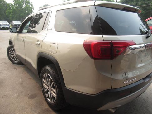 Used 2017 GMC Acadia SLE AWD/4WD image 17
