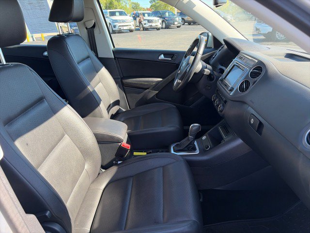 Used 2017 Volkswagen Tiguan S AWD/4WD image 18