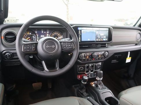 New 2026 Jeep Gladiator Mojave image 2