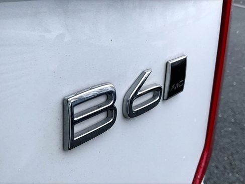 Used 2024 Volvo XC90 B6 Plus image 24