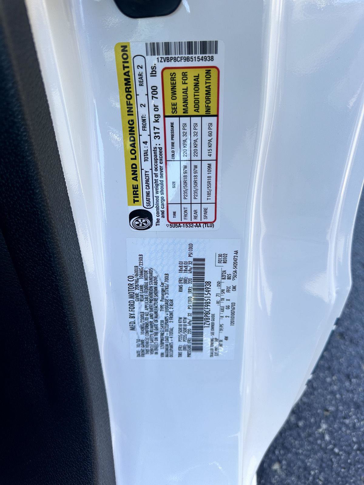 Used 2011 Ford Mustang GT Premium w/ Security Pkg RWD image 69