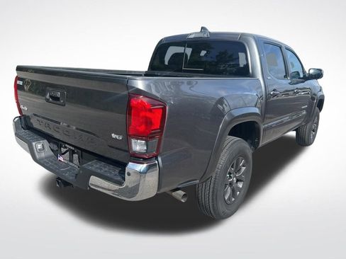 Used 2023 Toyota Tacoma SR5 AWD/4WD image 5