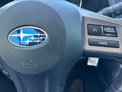 Used 2015 Subaru Forester 2.5i w/ Alloy Wheel Package image 27